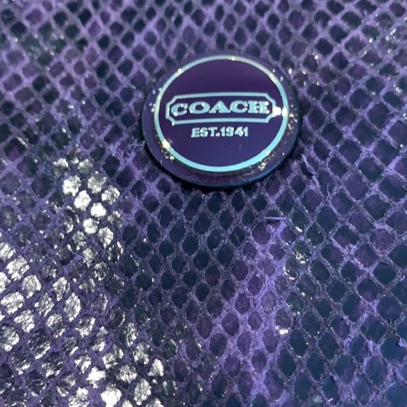 Coach purple leather embossed snakeskin clutch - Picture 2 of 5